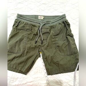 Men's Olive Green Shorts